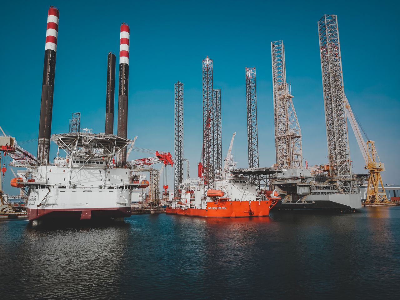 Oil & Gas